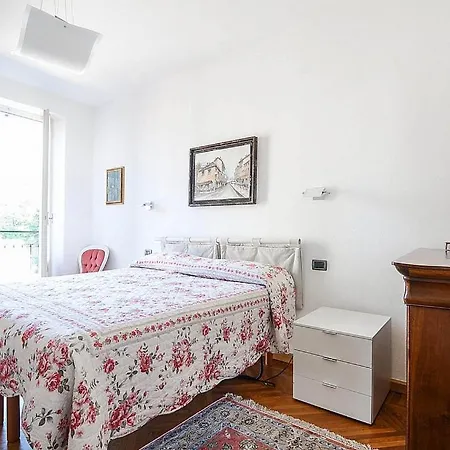 Villa Sleeps 5 Air Con Wifi Bellagio