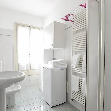 Sleeps 5 Air Con Wifi Villa Bellagio